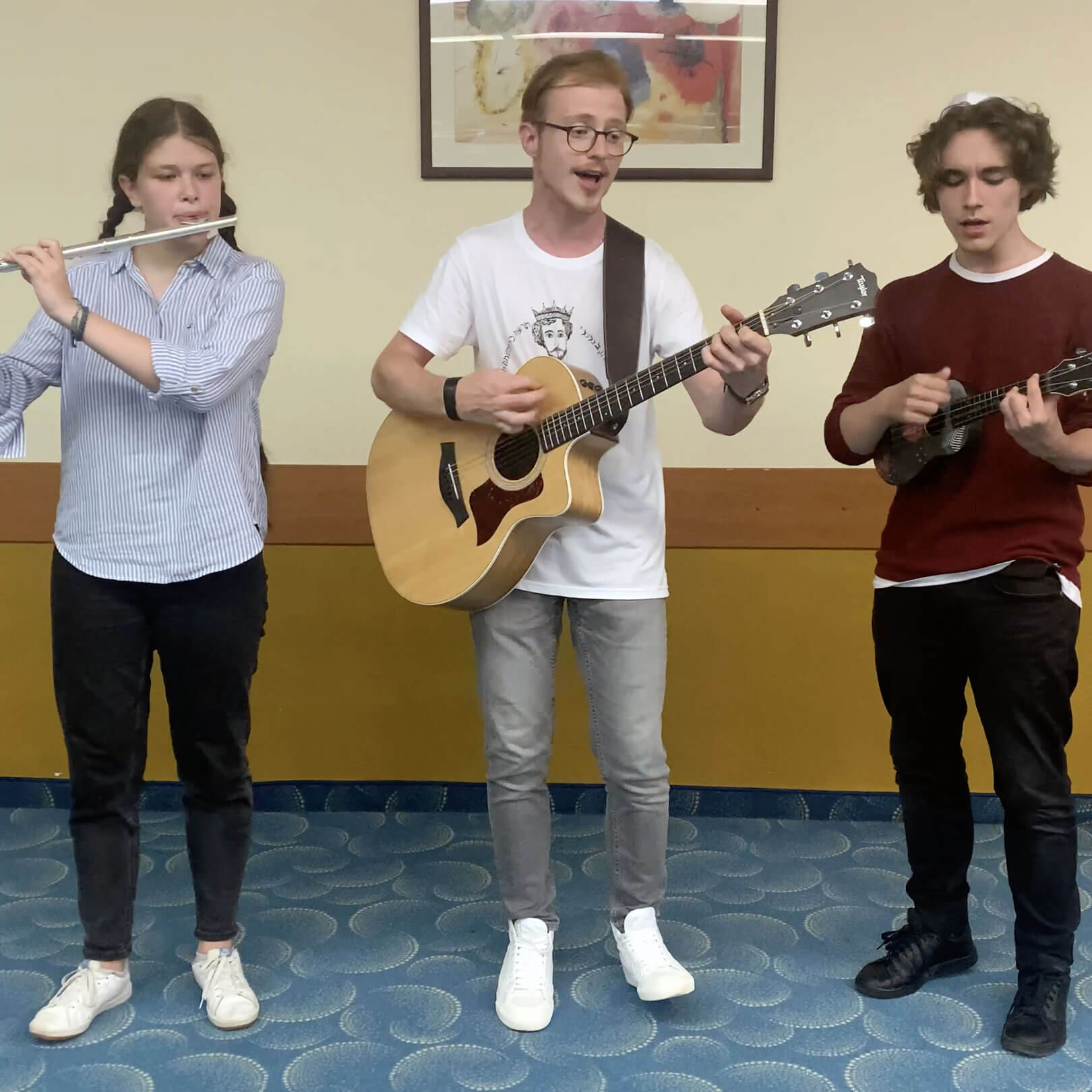 1. Elena Agroskina, 16 y.o. She has a musical degree. An active member and a song leader (the flute) in Moscow Jewish Teen club “Nikitskaya Generation.”
2. Yakov Shamrin (in the center – the guitar), Russia, Moscow
20 y.o., student of PR in Russian Economic University named after G.Plechanov. Program Director and Jewish educator in Moscow Jewish Teen club “Nikitskaya Generation,” a tutor-song leader, Jewish singer.

3. Daniel Drabkin, 16 y.o. a student in a Jewish school, has a musical degree. An active member and a song leader (the ukulele) in Moscow Jewish Teen club “Nikitskaya Generation.”